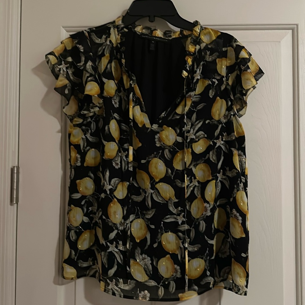 Beautiful blouse WHBM lemon